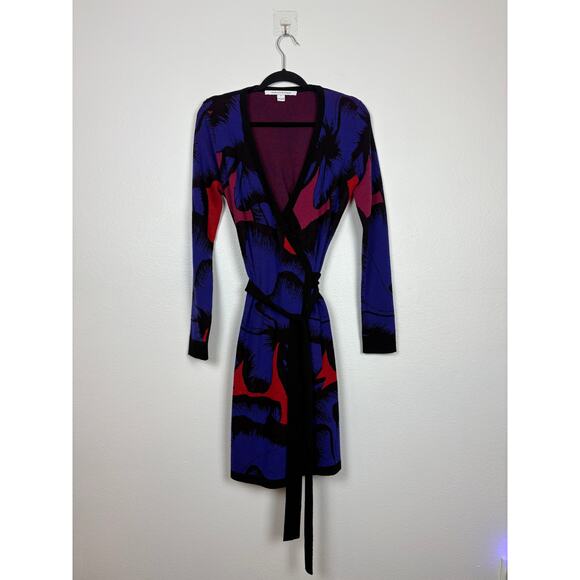 Diane Von Furstenberg Swirl Knit Wool Printed Long Sleeve Wrap Dress Small - Picture 2 of 5